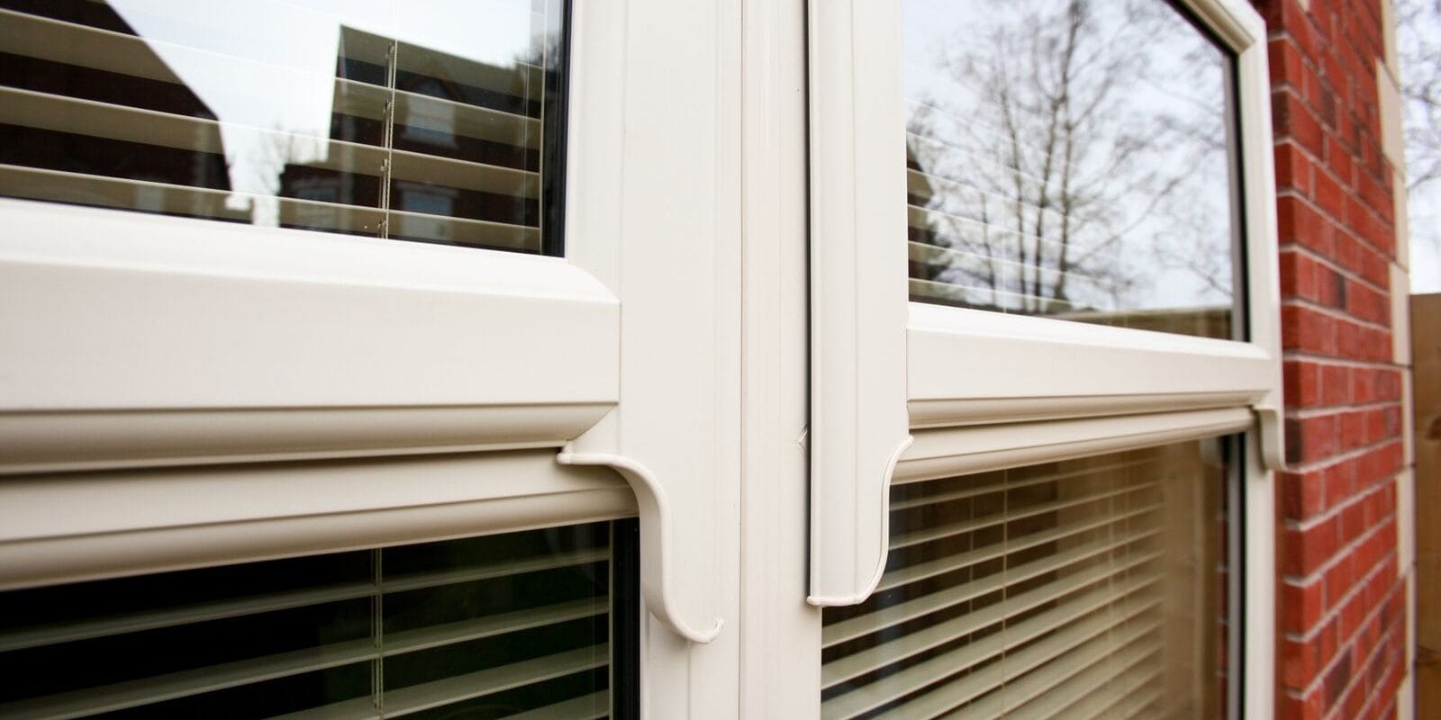 How to clean double glazed windows