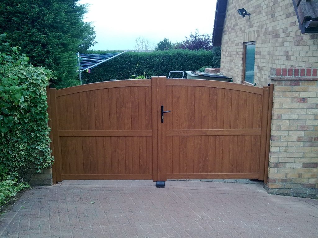 Double Executive Gate9 Golden Oak 2